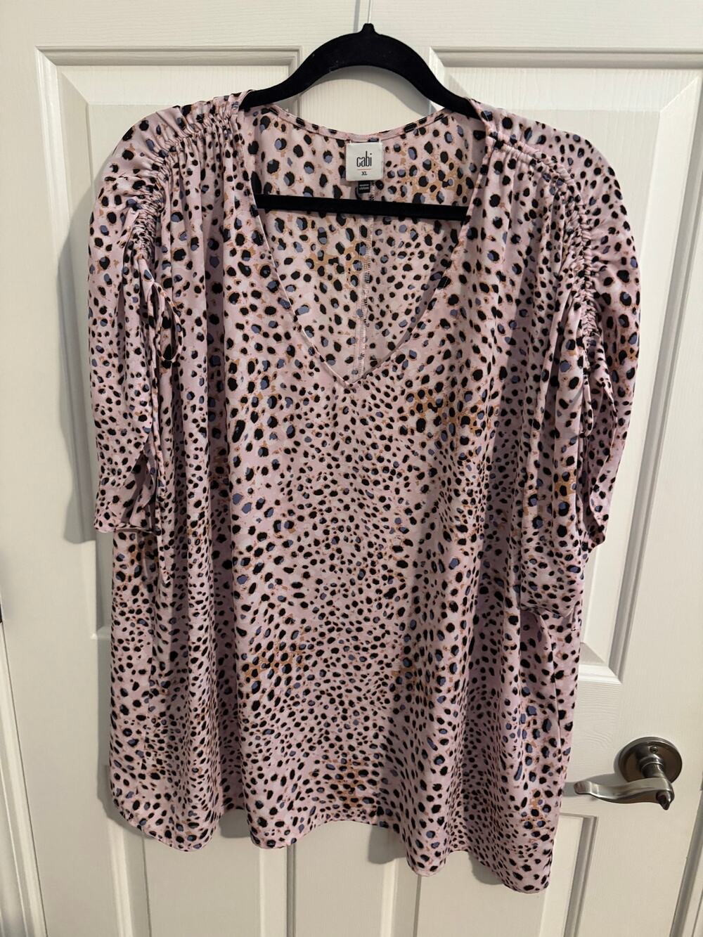 Cabi Seaside Top V-neck Animal Print Leopard Pink Brown Ruched Sleeves XL